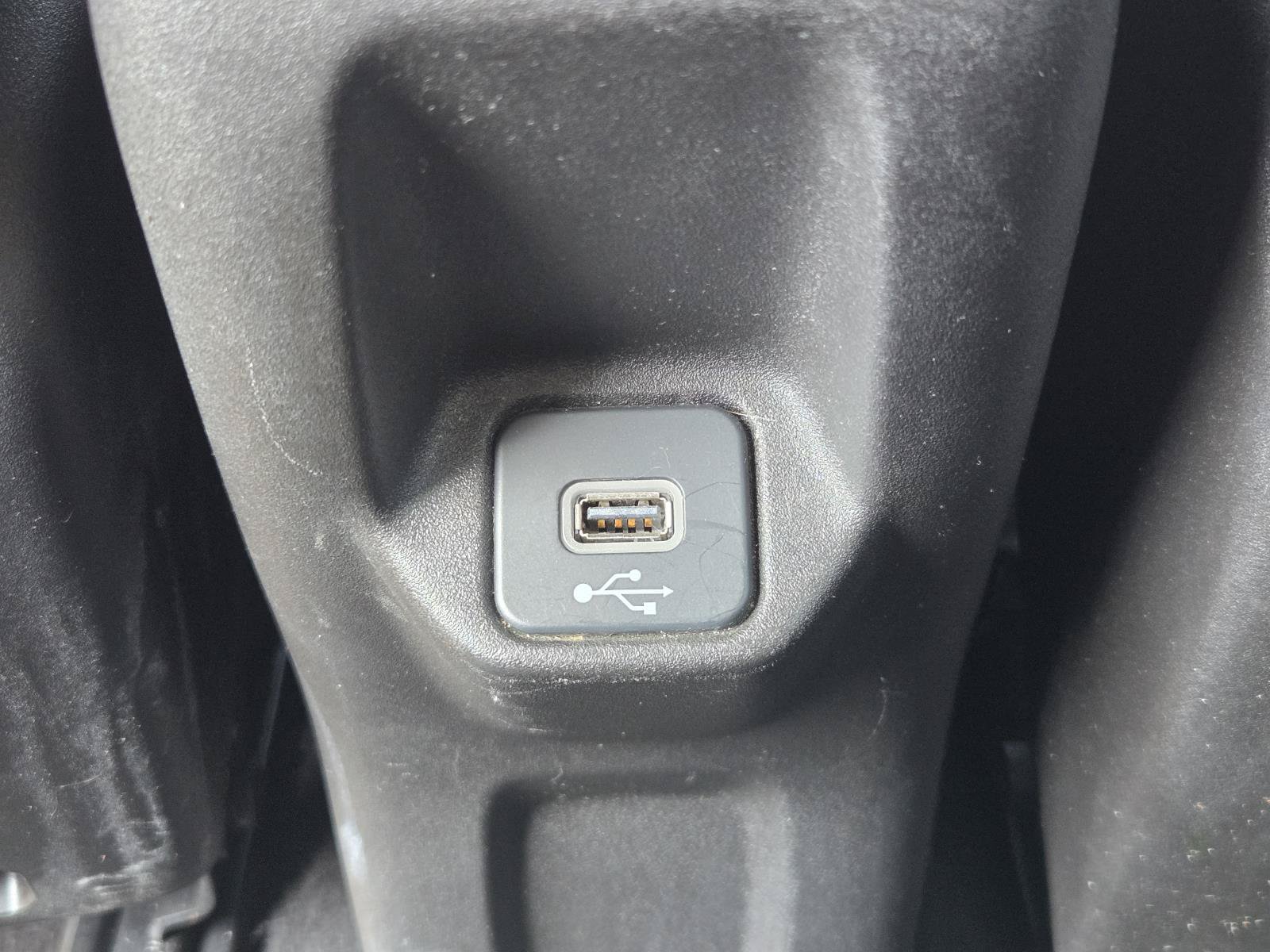 Certified 2022 Jeep Renegade Latitude AWD/4WD image 29