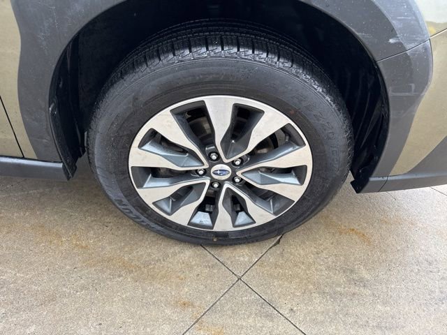 Used 2023 Subaru Outback Limited image 11