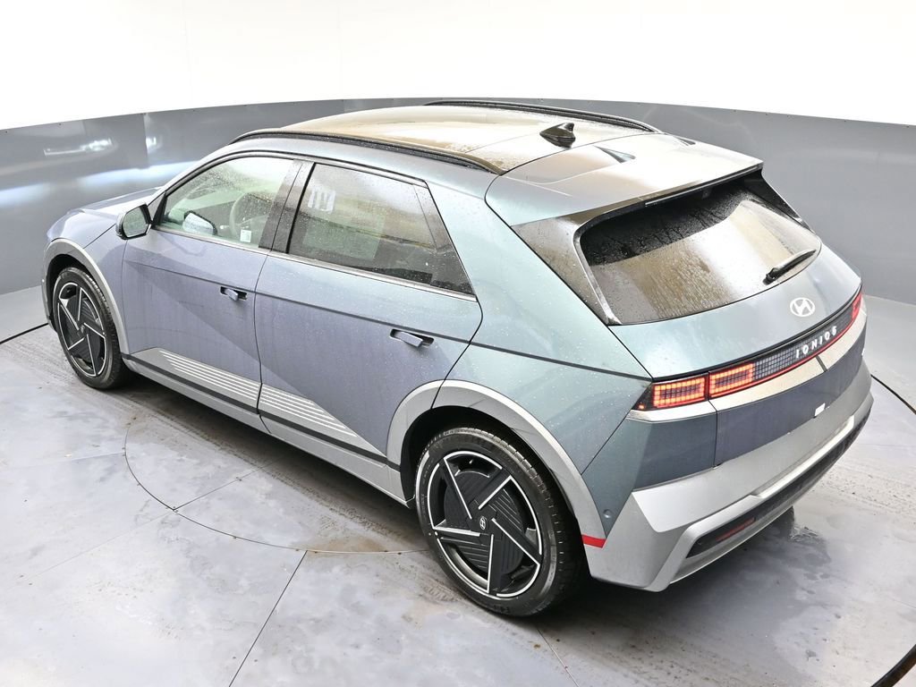 Used 2025 Hyundai Ioniq 5 Limited image 38