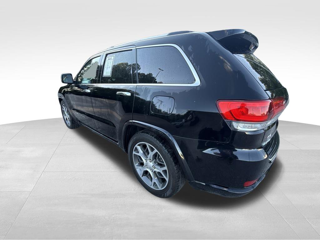 Used 2019 Jeep Grand Cherokee Overland AWD/4WD image 3