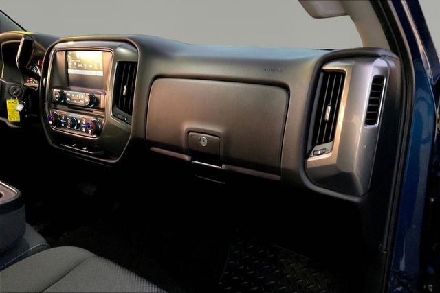 Used 2018 Chevrolet Silverado 1500 LT w/ All Star Edition image 18