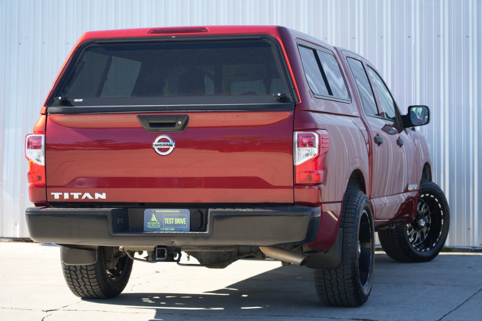 Used 2017 Nissan Titan S image 4