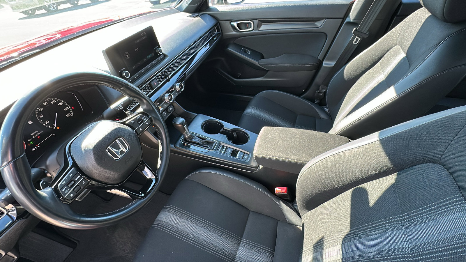 Used 2023 Honda Civic Sport image 21