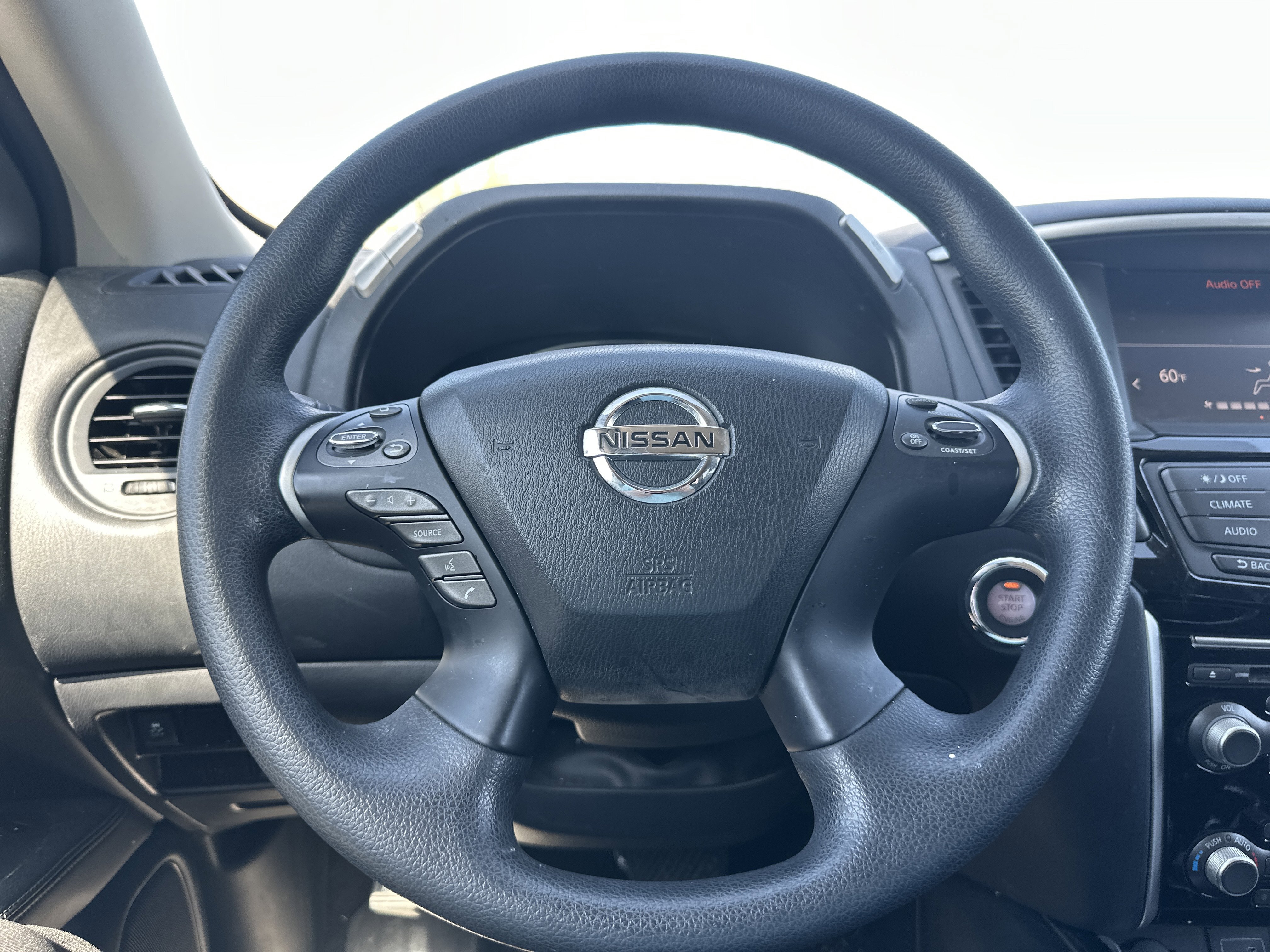 Used 2019 Nissan Pathfinder S image 18