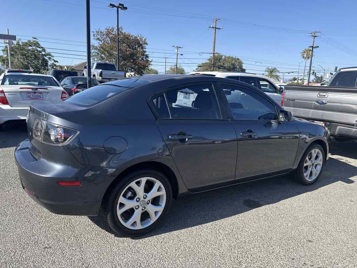 Used 2008 MAZDA MAZDA3 i Touring Value FWD image 3