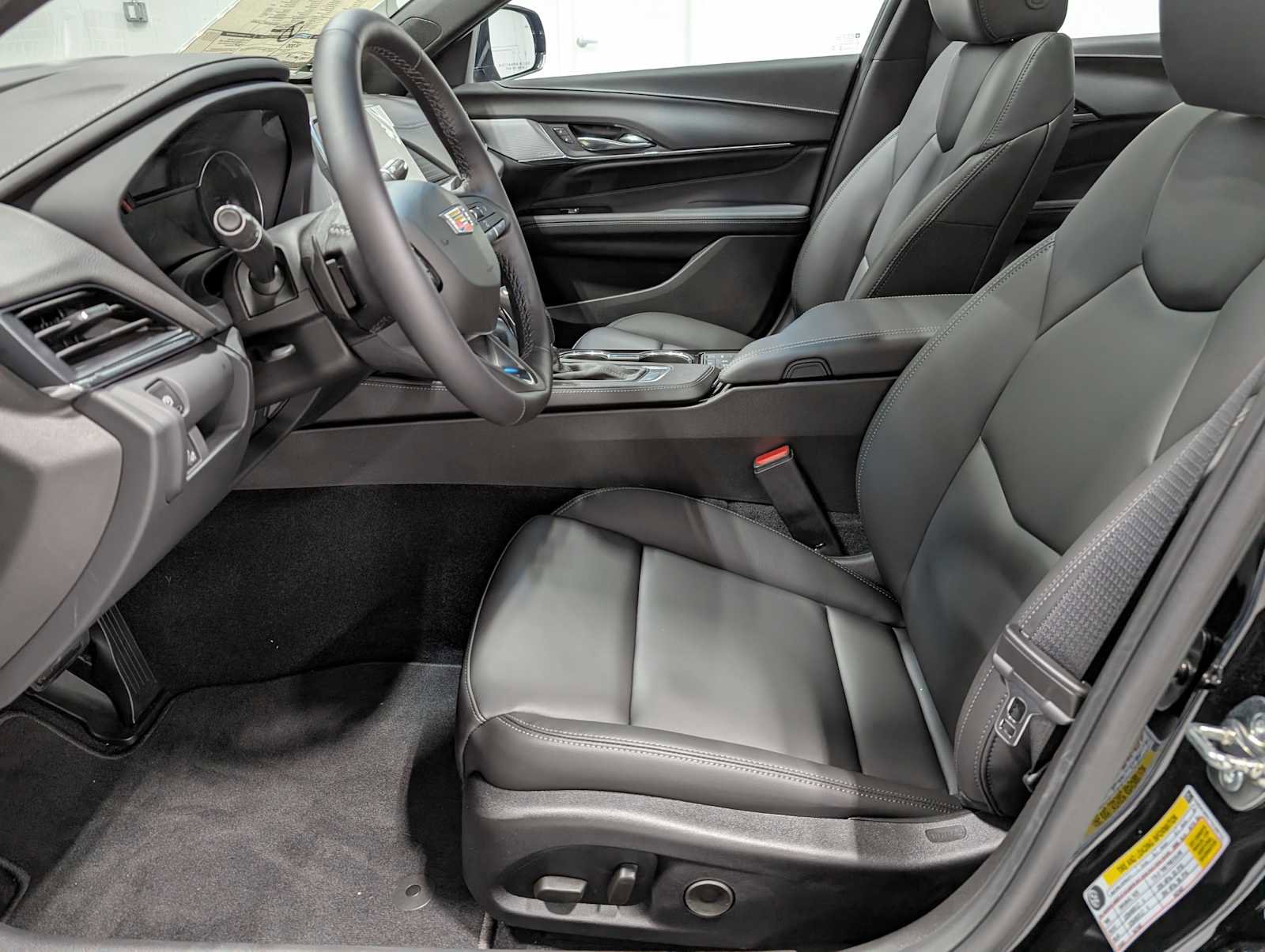 New 2026 Cadillac CT4 Luxury image 4