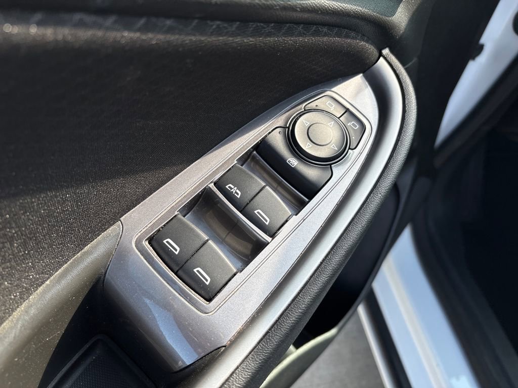 Used 2023 Chevrolet Malibu LT image 16