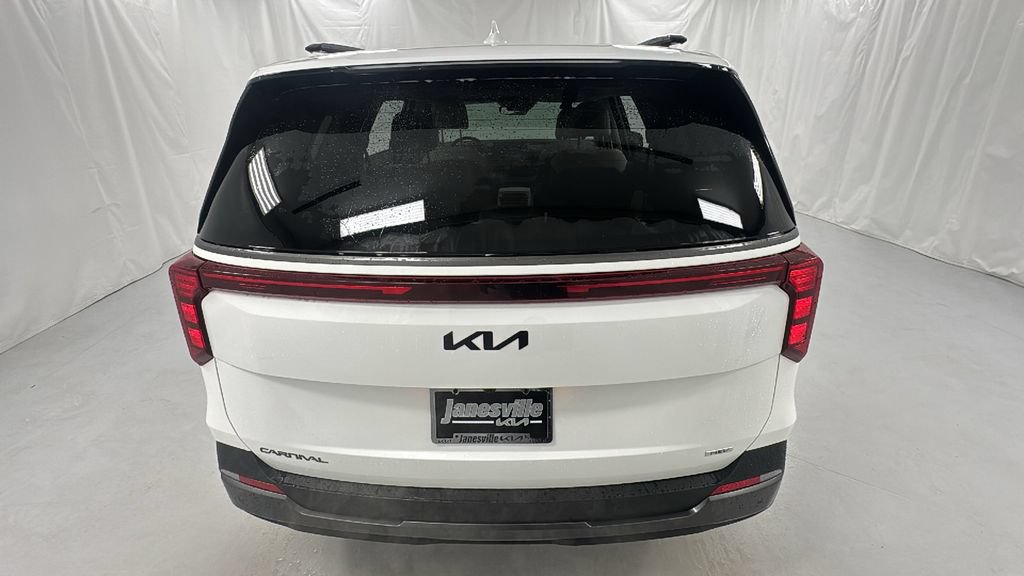 New 2026 Kia Carnival SX w/ SX Dark Edition Package FWD image 4