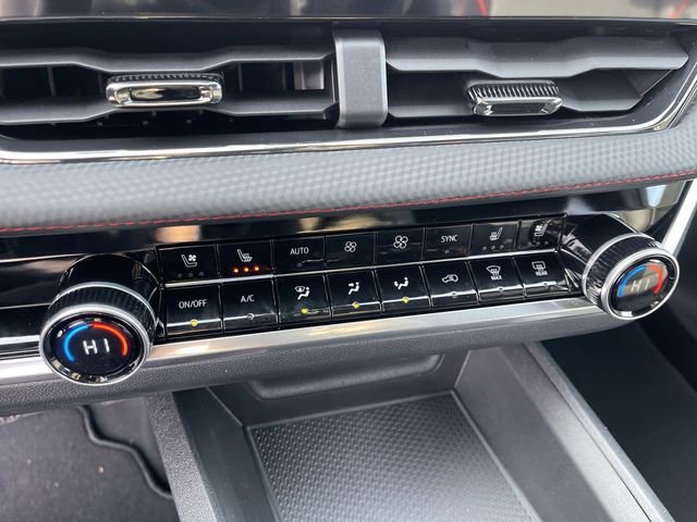 New 2026 Chevrolet Equinox RS w/ Convenience Package III image 19