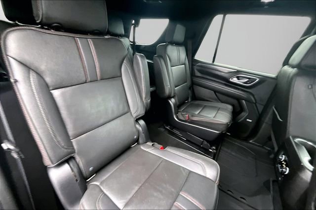 Used 2022 Chevrolet Tahoe RST w/ Luxury Package AWD/4WD image 27