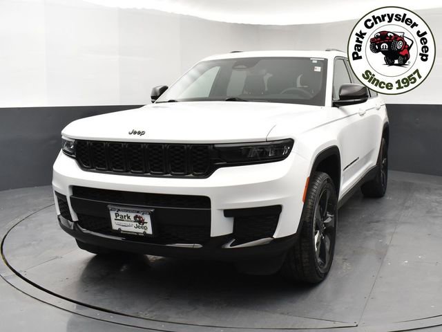 Used 2023 Jeep Grand Cherokee L Laredo AWD/4WD image 2