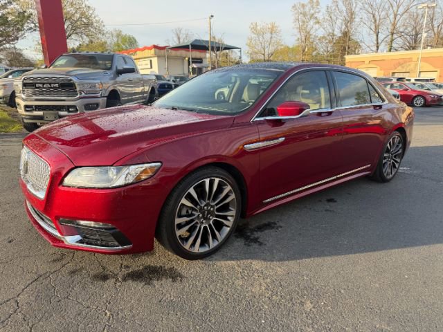 Used 2017 Lincoln Continental Select image 2