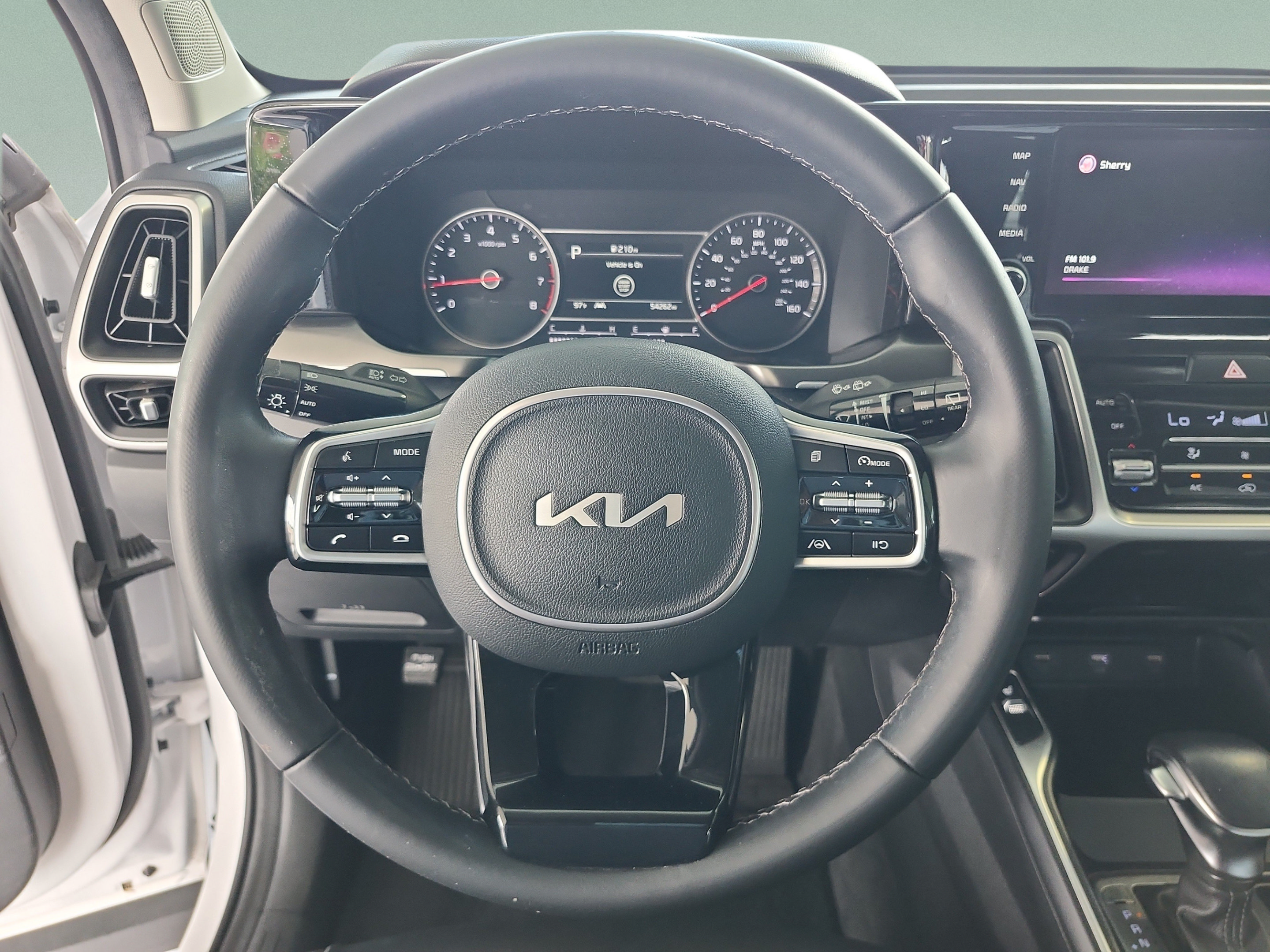 Used 2022 Kia Sorento S FWD image 10