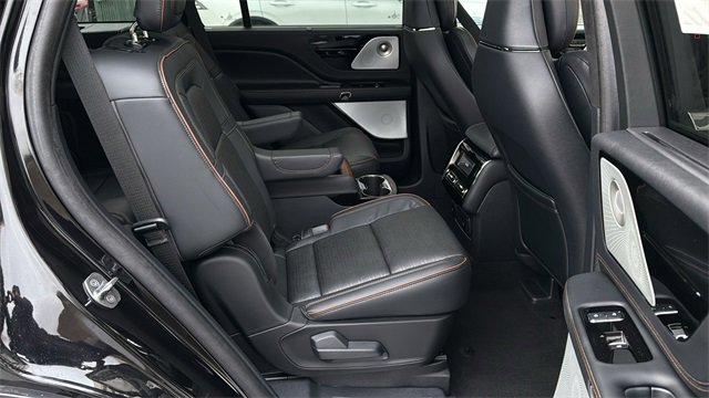 New 2025 Lincoln Aviator Black Label image 10
