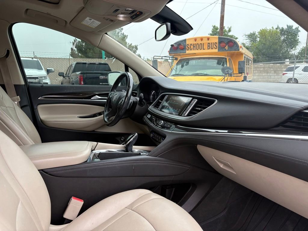 Used 2018 Buick Enclave Premium w/ Experience Buick Package FWD image 9