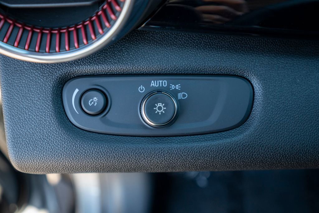 Certified 2026 Chevrolet Trax RS image 23