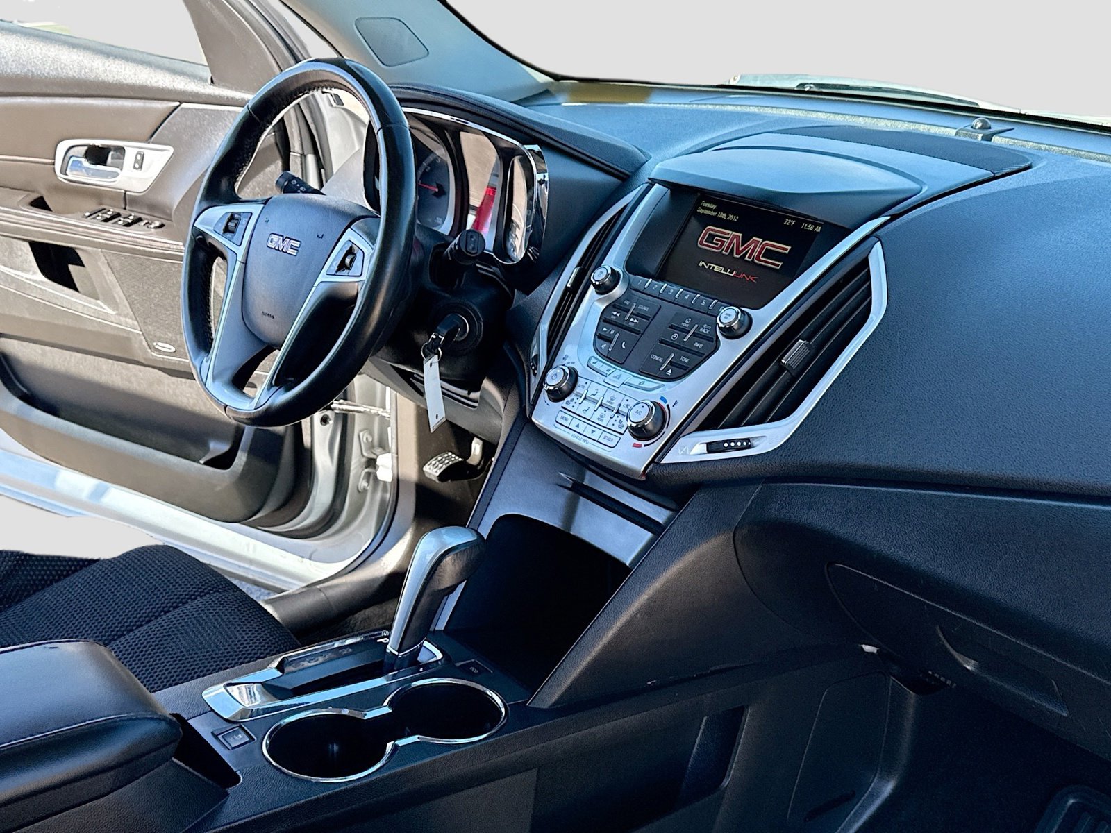 Used 2014 GMC Terrain SLE w/ Convenience Package image 5