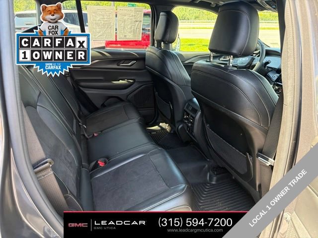 Used 2024 Jeep Grand Cherokee Altitude AWD/4WD image 13