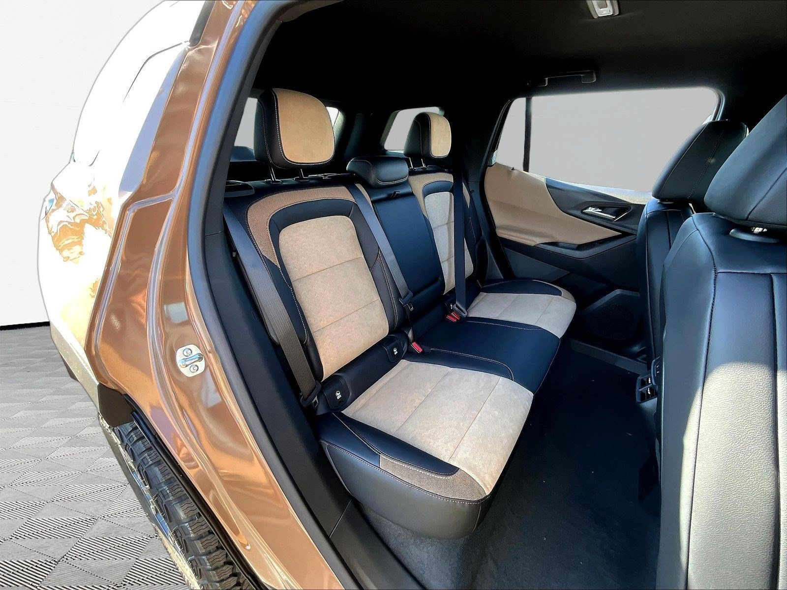 New 2027 Chevrolet Equinox ACTIV AWD/4WD image 20
