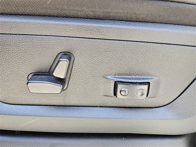 Used 2024 RAM 2500 Limited image 17