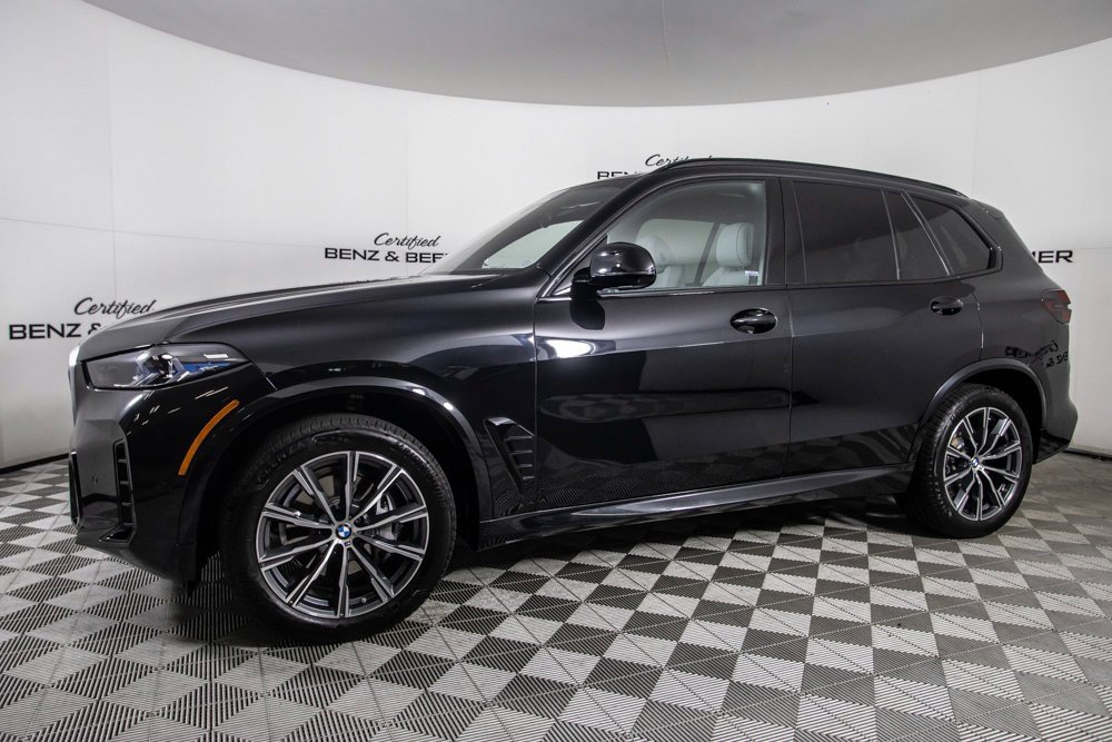 Used 2026 BMW X5 sDrive40i w/ M Sport Package image 5