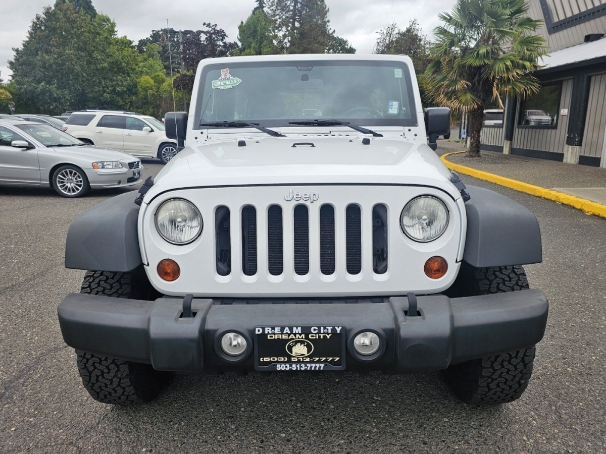 Used 2013 Jeep Wrangler Unlimited Sport AWD/4WD image 4