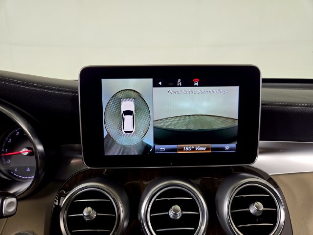 Used 2019 Mercedes-Benz GLC 300 4MATIC image 32