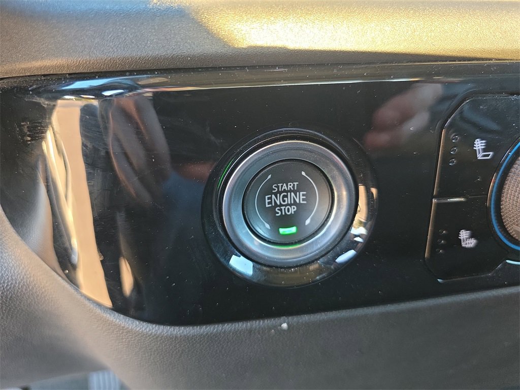 Certified 2022 Chevrolet Silverado 1500 LT image 20