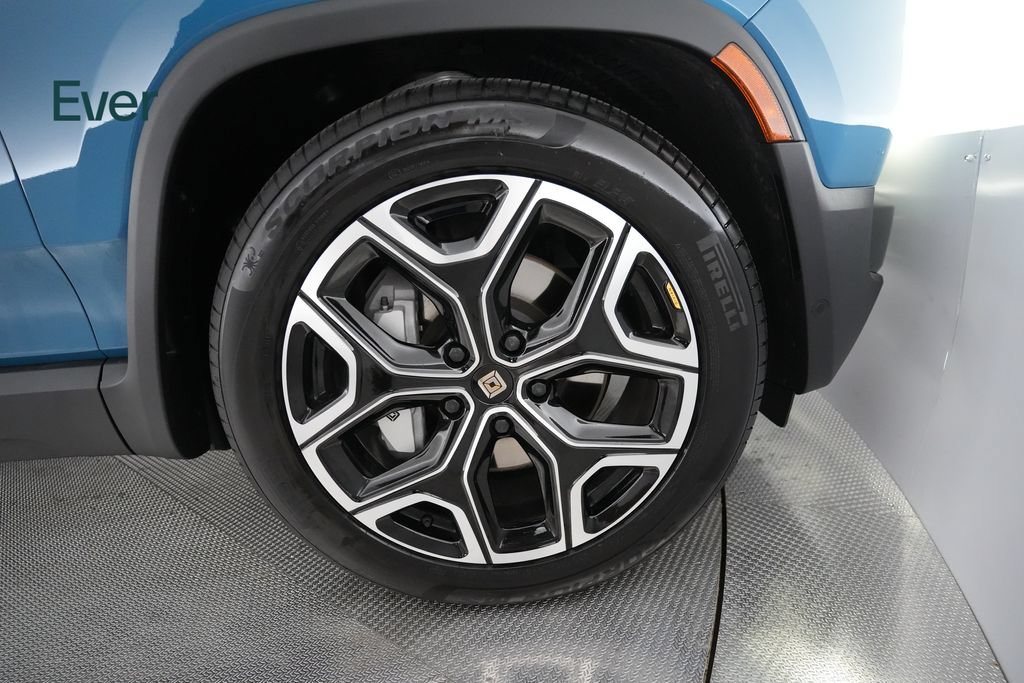Used 2025 Rivian R1T Adventure Dual AWD/4WD image 21