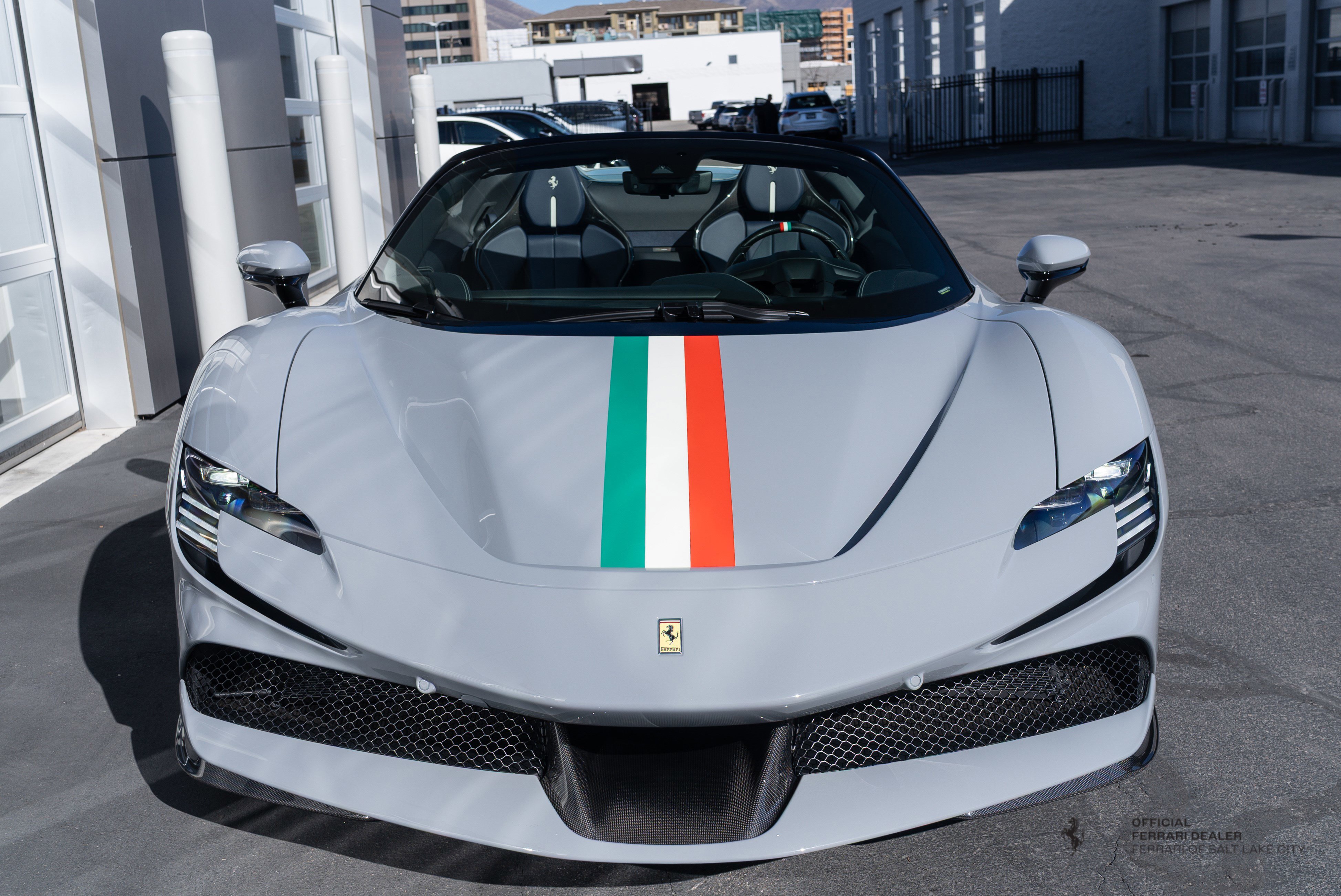 Used 2024 Ferrari SF90 Spider image 2