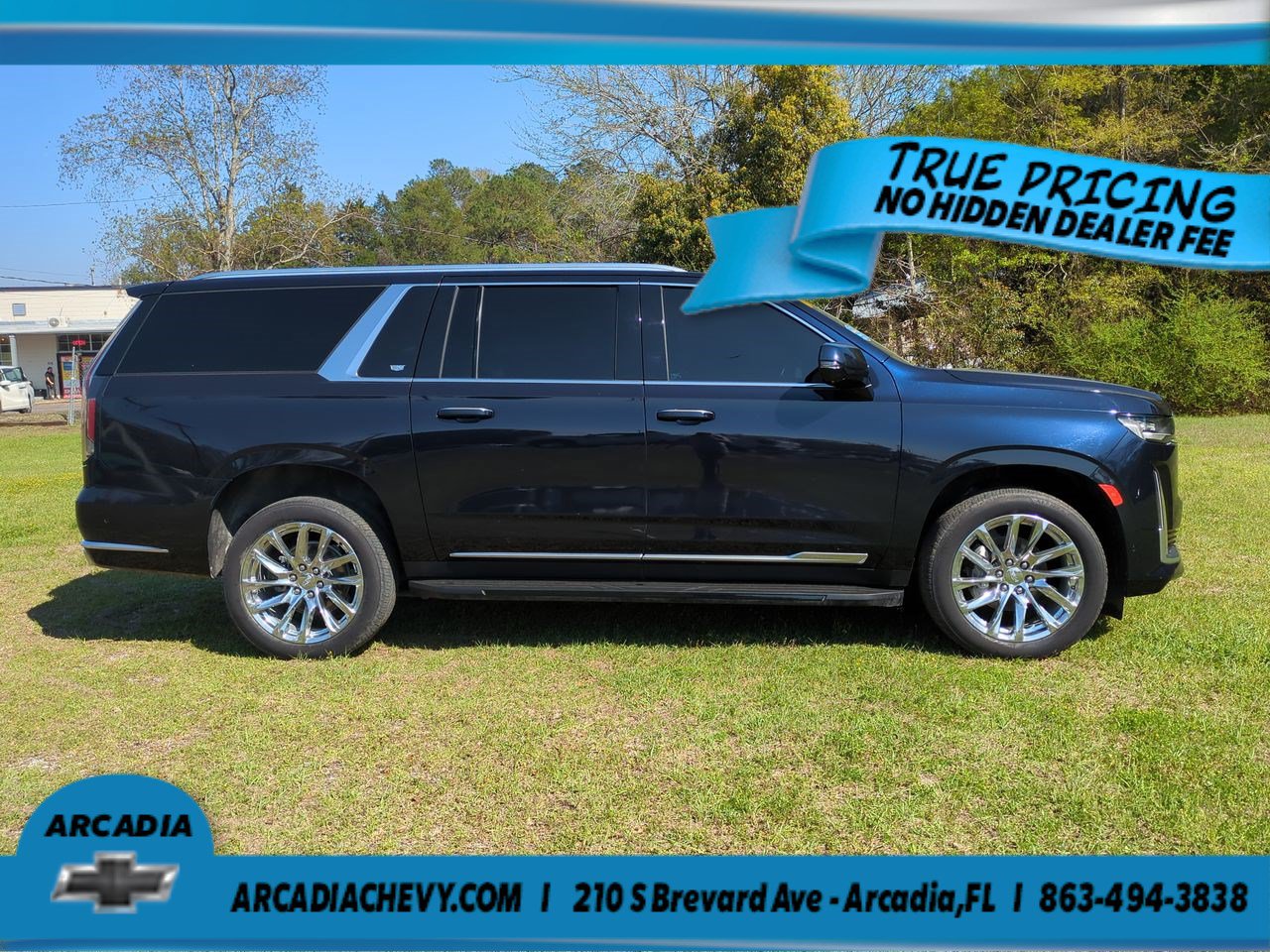 Used 2023 Cadillac Escalade ESV Premium Luxury w/ LPO, Radiant Package AWD/4WD image 3