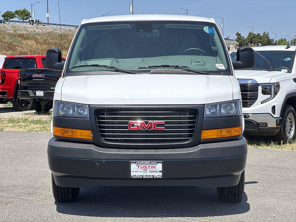 New 2026 GMC Savana 2500 w/ Driver Convenience Package RWD image 2