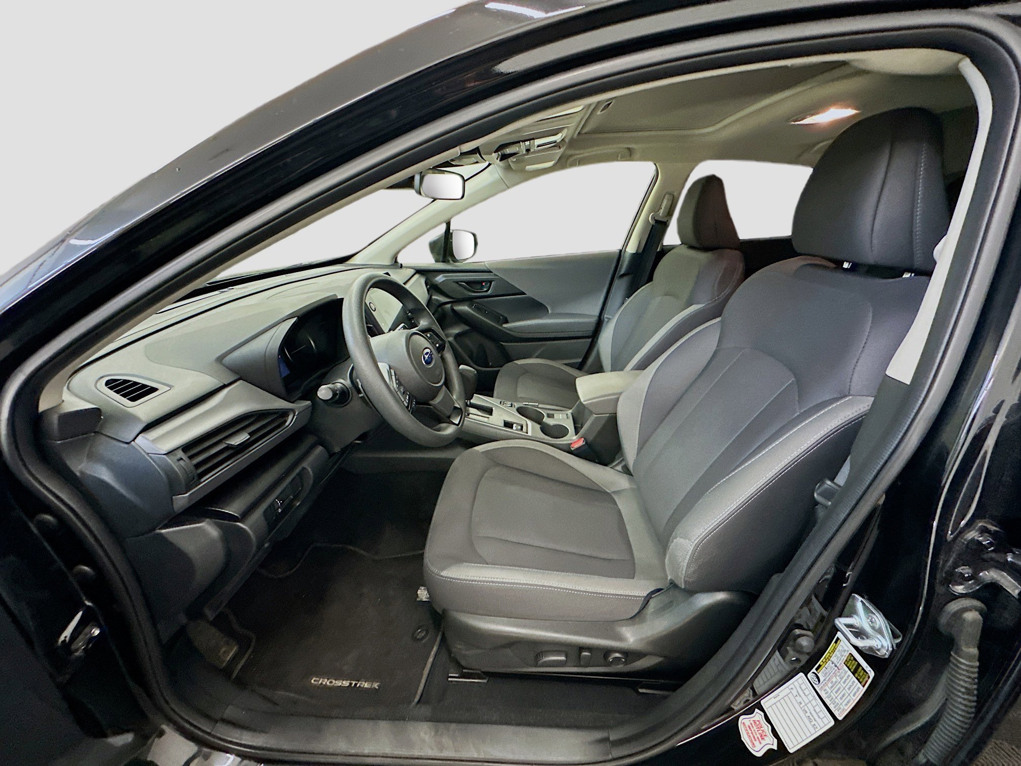 Used 2025 Subaru Crosstrek 2.0i Premium image 13
