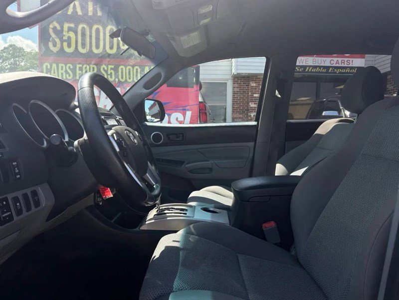 Used 2014 Toyota Tacoma 4x4 Double Cab w/ TRD Sport Package image 9