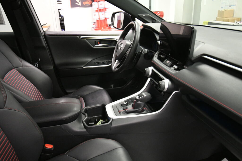 Used 2024 Toyota RAV4 XSE w/ Weather Package image 30