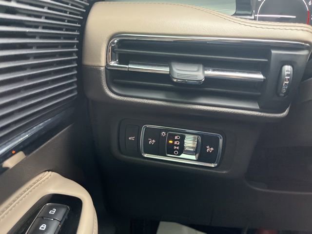 Used 2021 Lincoln Corsair AWD w/ Premium Package image 25