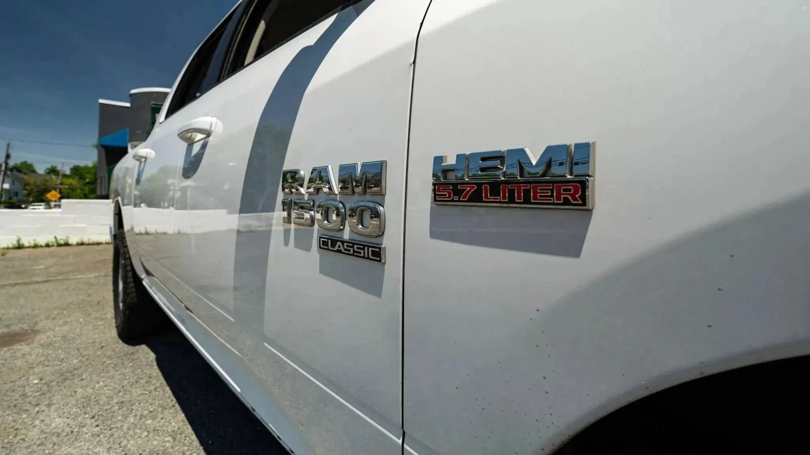 Used 2019 RAM 1500 Classic SLT w/ Protection Group AWD/4WD image 11