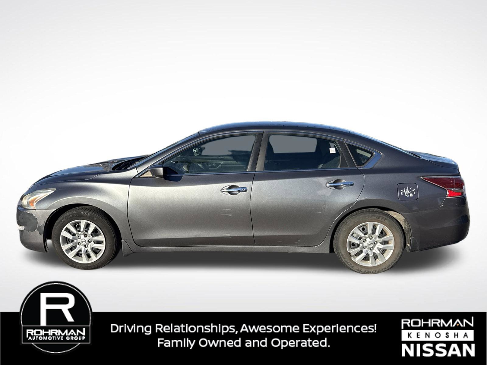 Used 2015 Nissan Altima 2.5 S w/ Power Driver Seat Package FWD image 2