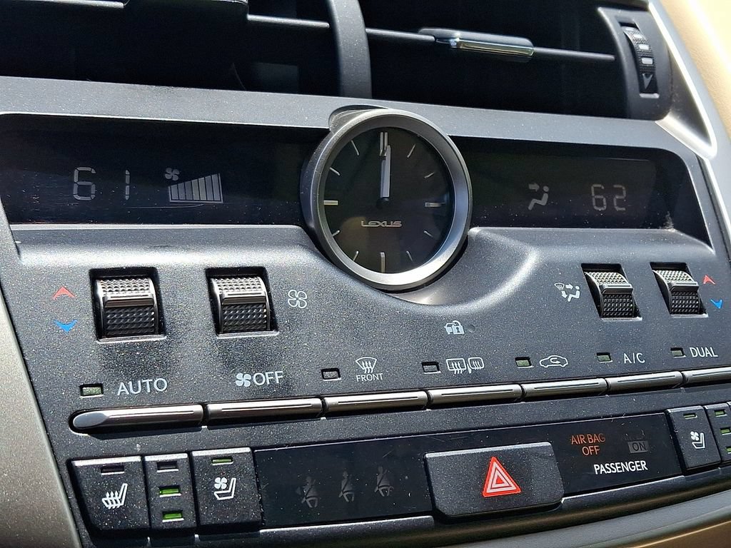 Used 2019 Lexus NX 300 AWD w/ Luxury Package image 17