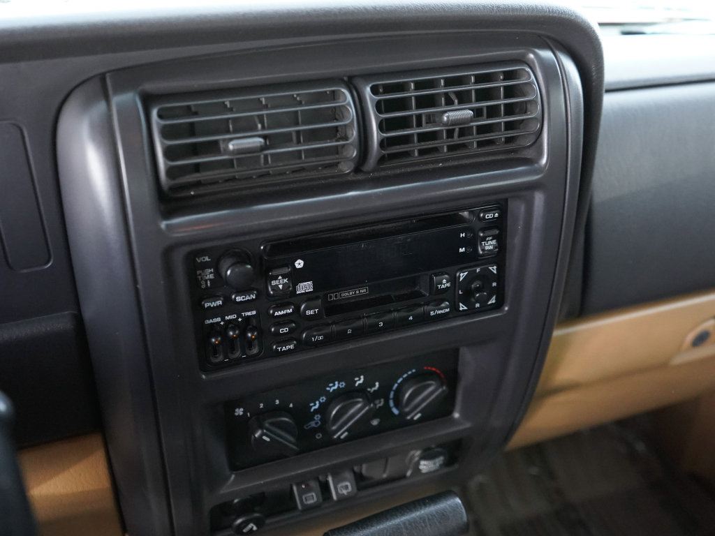 Used 1998 Jeep Cherokee Classic AWD/4WD image 20