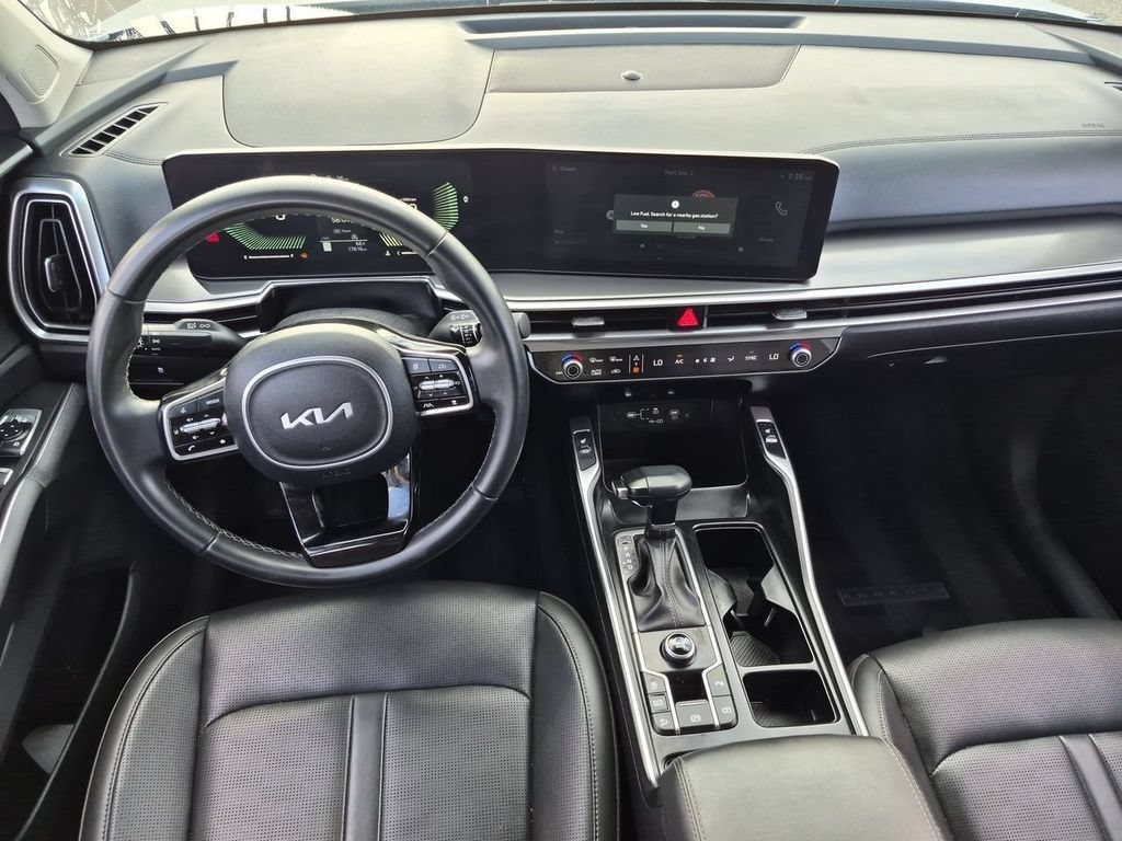 Certified 2024 Kia Sorento S w/ Panoramic Sunroof Package FWD image 21