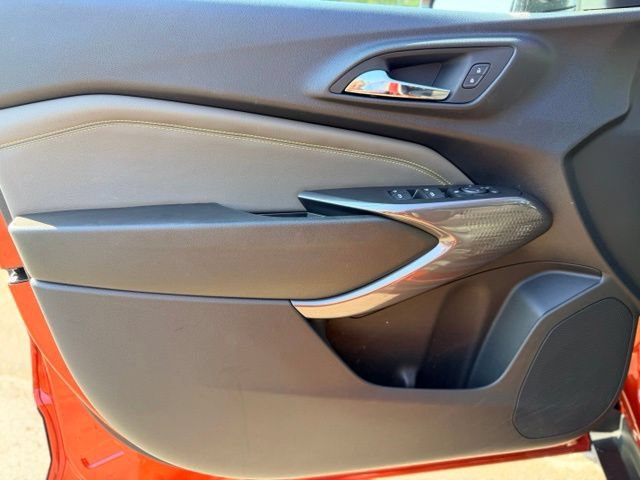 Used 2024 Chevrolet Trax ACTIV w/ Sunroof Package FWD image 19