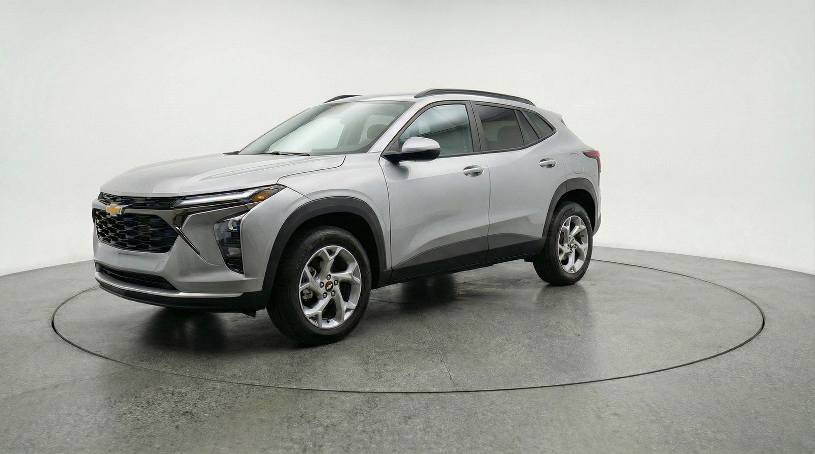 Used 2025 Chevrolet Trax LT image 3