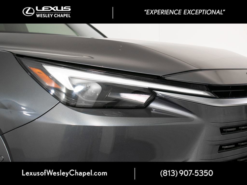 Used 2024 Lexus TX 350 FWD w/ Technology Package image 3