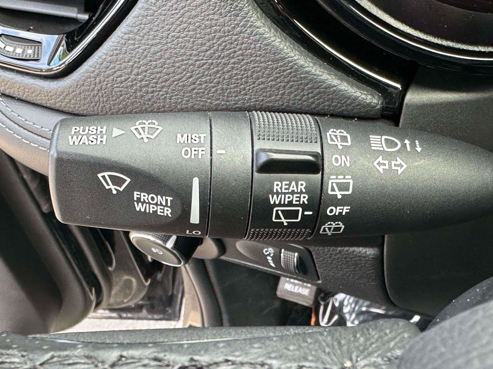 Used 2023 Dodge Durango SXT Launch Edition AWD/4WD image 21