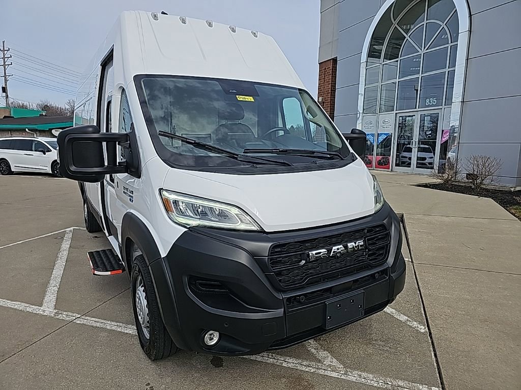 Used 2024 RAM ProMaster 3500 w/ Delivery Van Package image 4