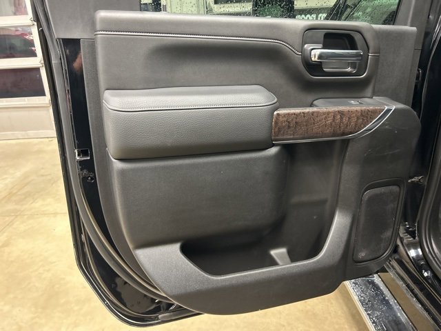 Used 2022 GMC Sierra 3500 Denali w/ Denali Ultimate Package image 27