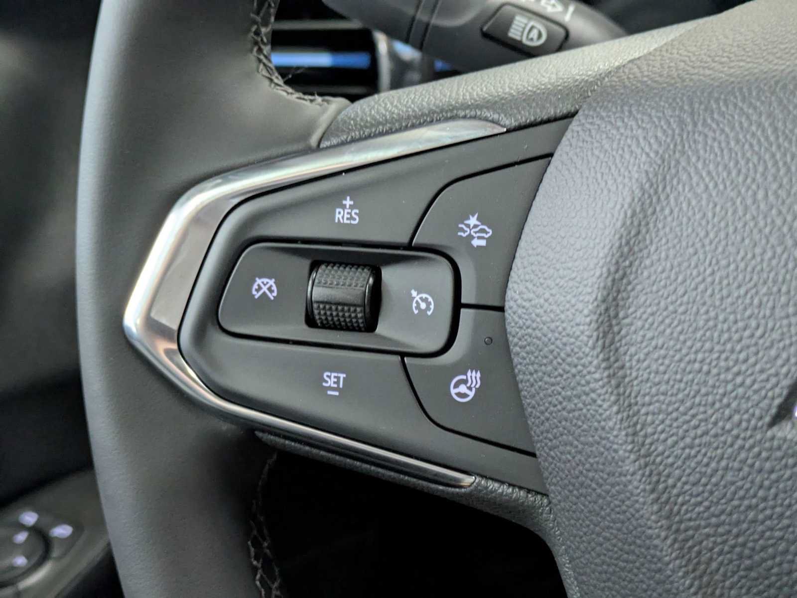 New 2026 Chevrolet Trax LT w/ Driver Confidence Package FWD image 24