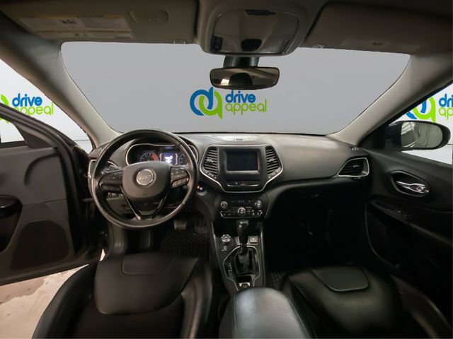 Used 2019 Jeep Cherokee Latitude Plus image 29