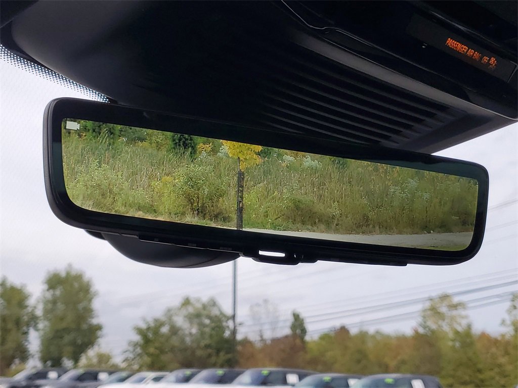 New 2025 Land Rover Range Rover Sport Dynamic SE image 18